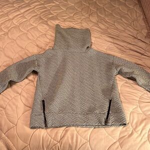Gap high neck sweatshirt